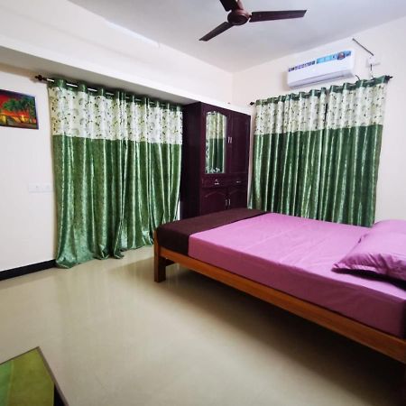 J2 Home Stay - Luxury Homes With Caravan Services Thiruvananthapuram Exterior photo