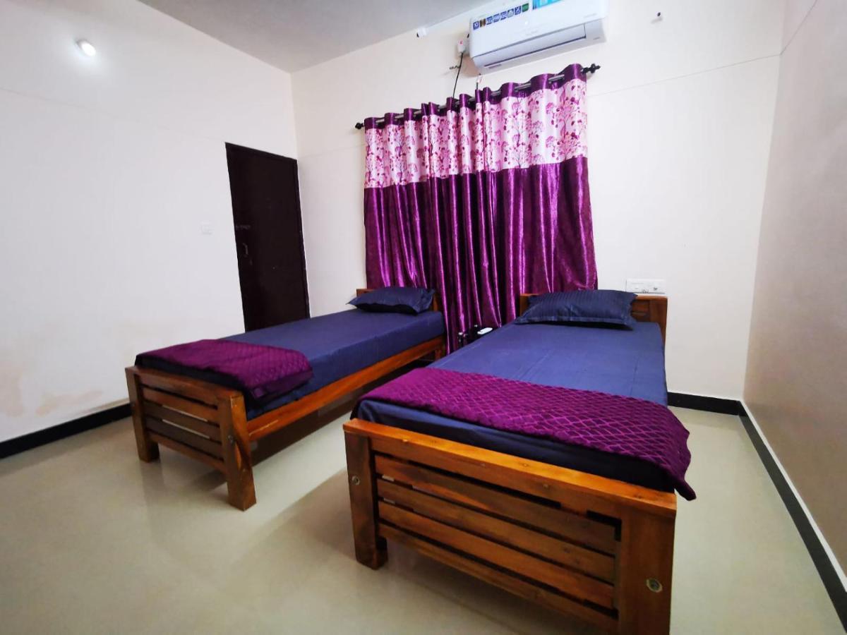J2 Home Stay - Luxury Homes With Caravan Services Thiruvananthapuram Exterior photo