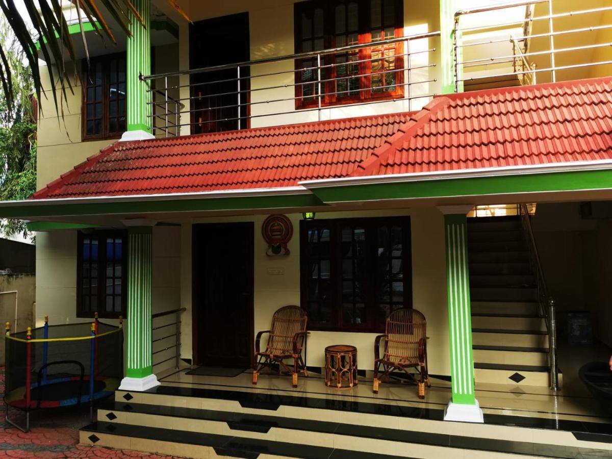 J2 Home Stay - Luxury Homes With Caravan Services Thiruvananthapuram Exterior photo